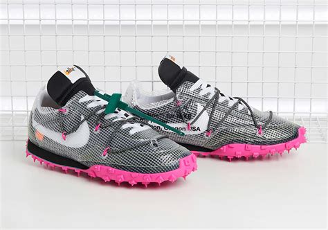 Jan 31, 2024 · PRODUCT DETAILS. The Off-White x Nike Waffle Racer SP “Black/Fuchsia” is the women’s sizing of the Virgil Abloh’s take on the legendary Waffle Racer design. The “Black/Fuchsia” colorway is one of three included in a fall 2019 collection between Abloh’s Off-White fashion label and Nike. Like many of the archival Nike silhouettes ...